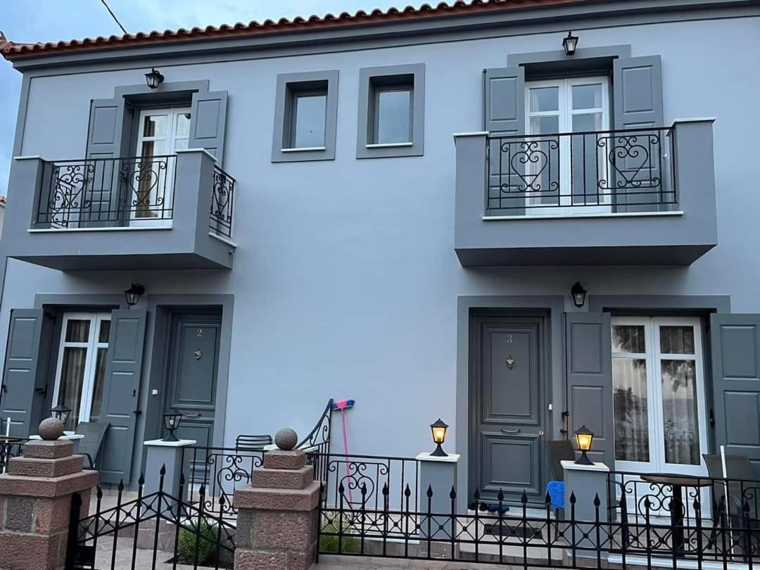 Coastline Villa Petra  Bagian luar foto