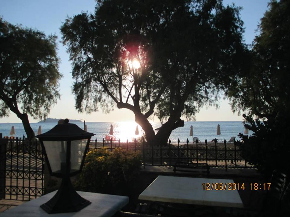 Coastline Villa Petra  Bagian luar foto
