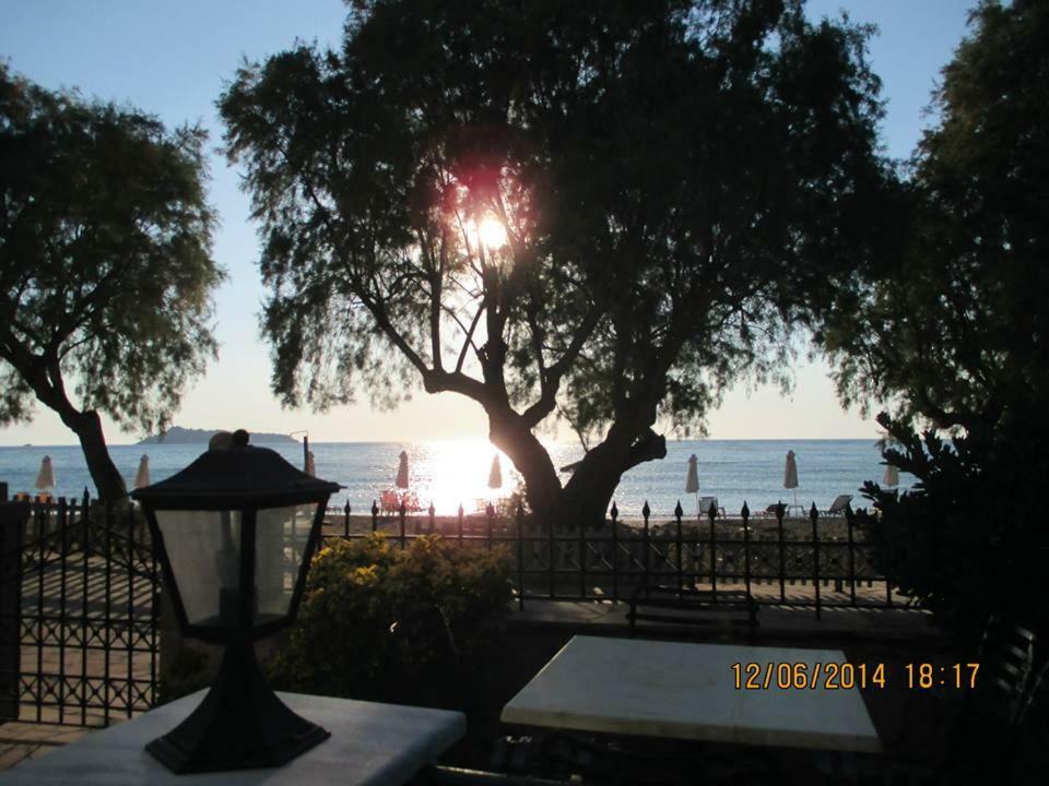 Coastline Villa Petra  Bagian luar foto